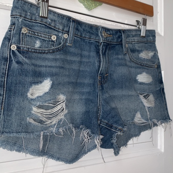 LUCKY BRAND THE CUTOFF DISTRESSED SHORTS - Picture 3 of 8
